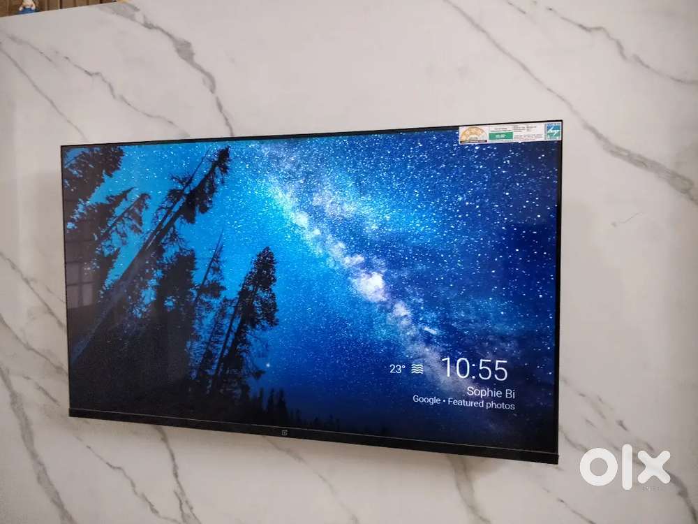 One plus 43 inch smart TV