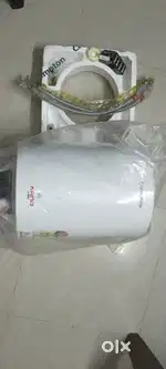 Crompton Arno neo electric water geyser