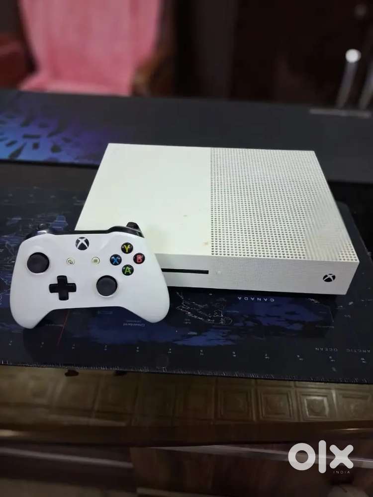 X Box One S 1tb [shop in delhi]