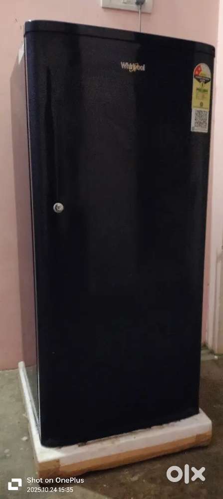 Whirlpool refrigerator 2star single door direct cooling