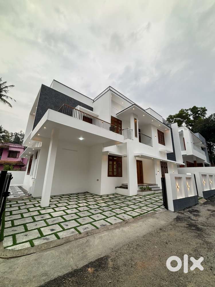 New house for sale Pothencode Sreekaryam road