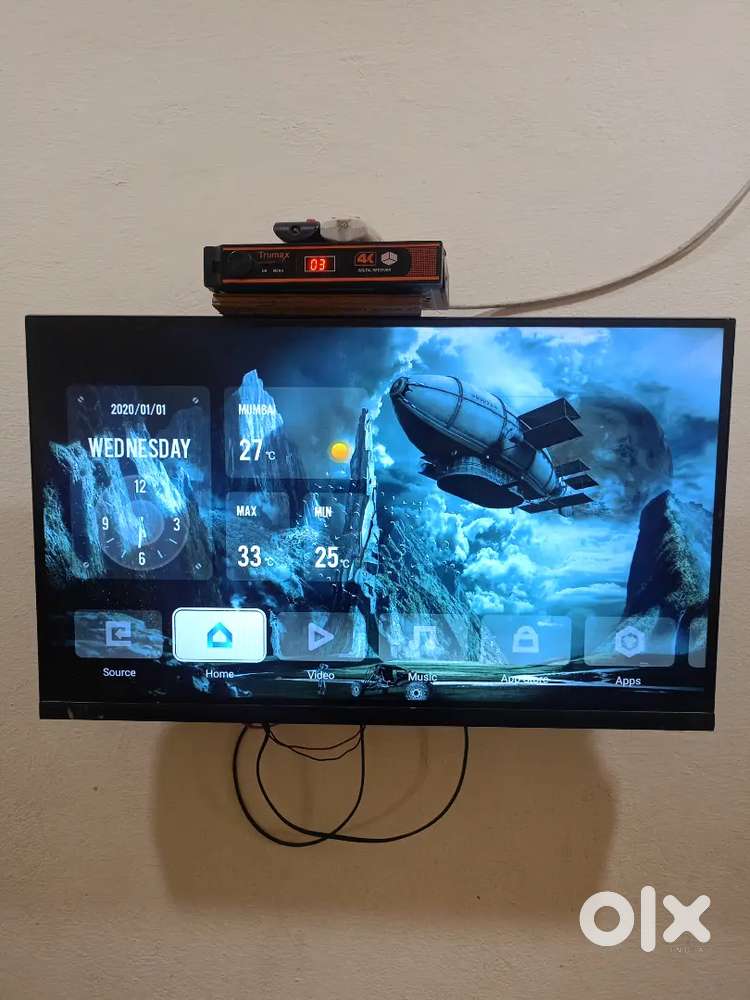 Crown ki LED TV aor Fan bechna hai