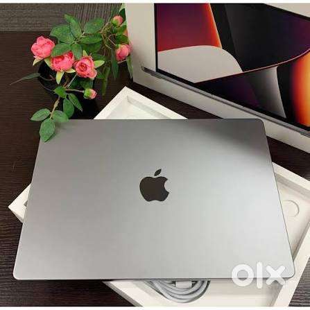 MacBook Pro 16-inch 2021) Chip Aple M1 Pro Memory 16 GB 512 SSD