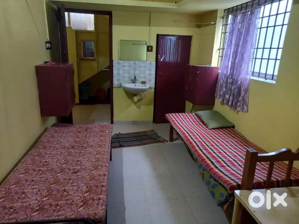 Paying guest for ladies at Ekm Kaloor