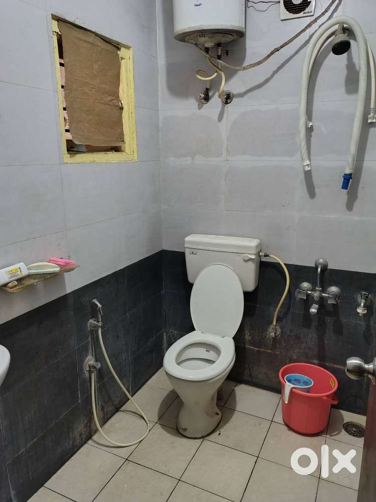 2BHK available for lease in Menekolal