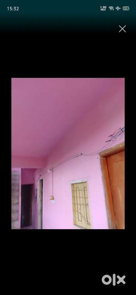 Single small seperate room for rent at less rental. only IT