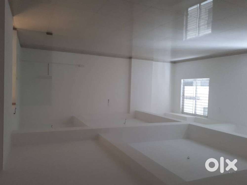 COMMERCIAL SPACE FOR SALE