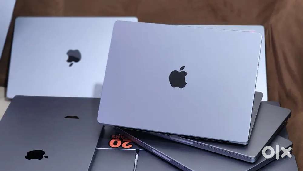 M1 Apple Macbook Pro 16GB Ram 512GB Apple SSD 14-inch Display