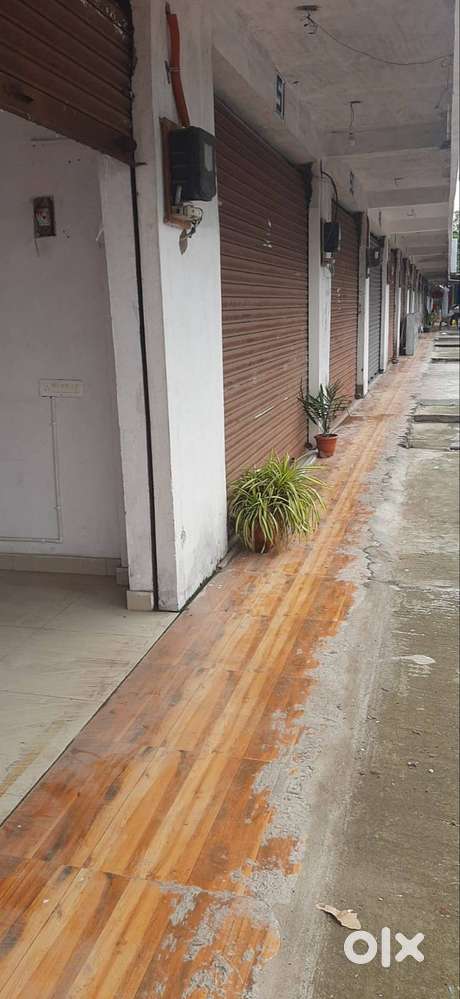 Shop for rent readymade market Kakinada