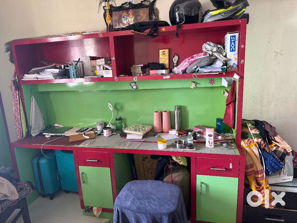 Kids big study table for 2