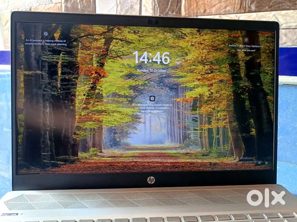 HP pavilion ( i7 ) laptop (8gb ram) silver colour