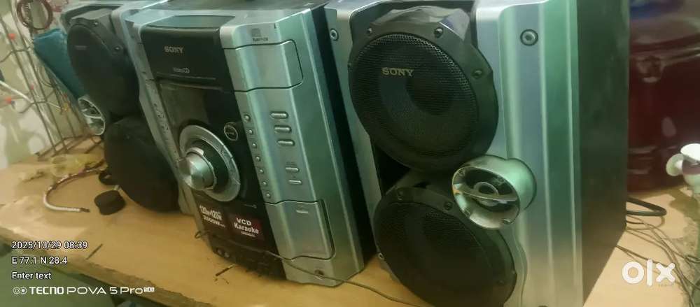 Sony brand VCD player, 2600 W