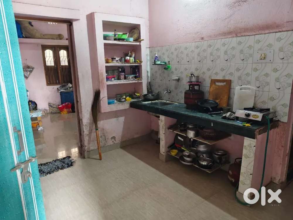 Room for rent for females (Available from 6th January 2026)