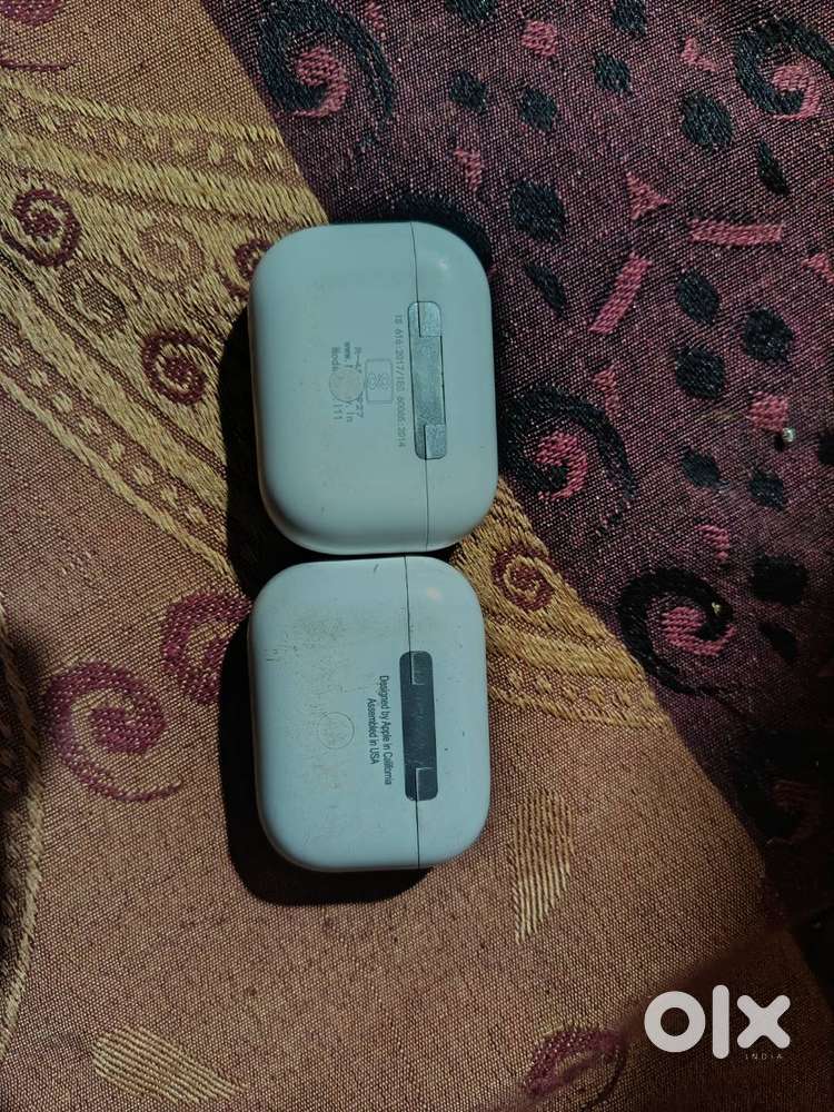 Boat + apple airpods
