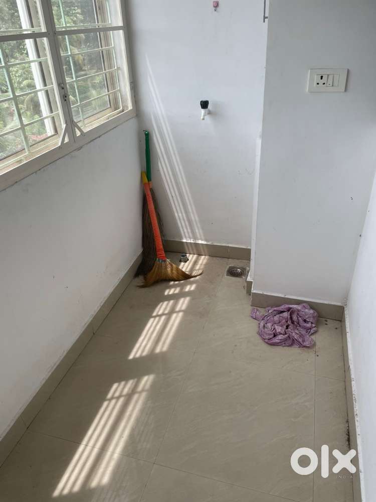 2bhk,with dining area,workarea and two Balconies