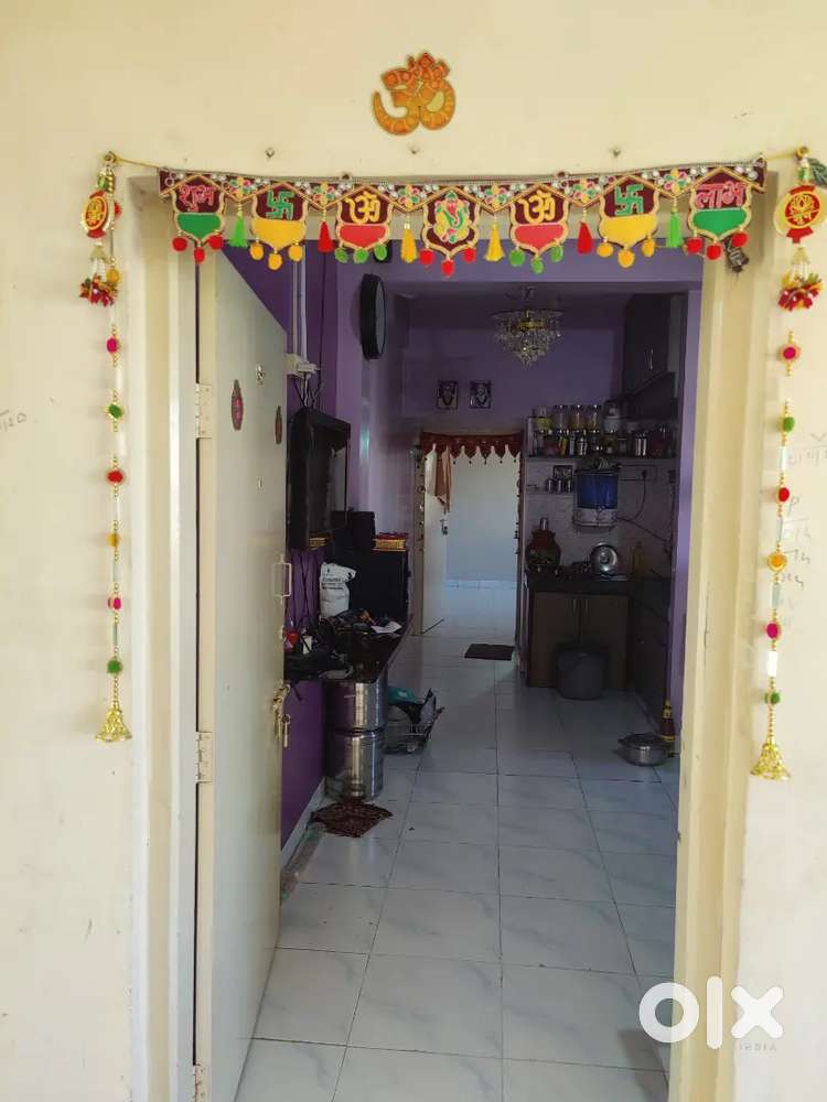 1 bhk flat middle of city good area