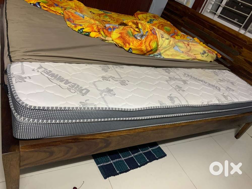 Mattress with memory form best quality