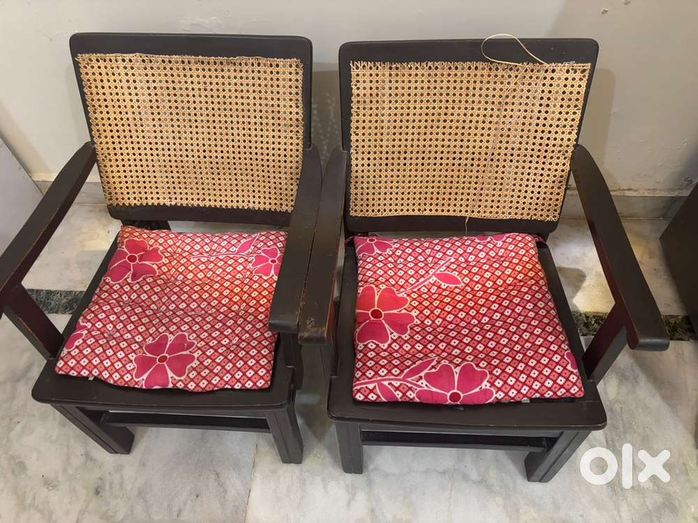 Set of 2 chair excellent condition vintage
