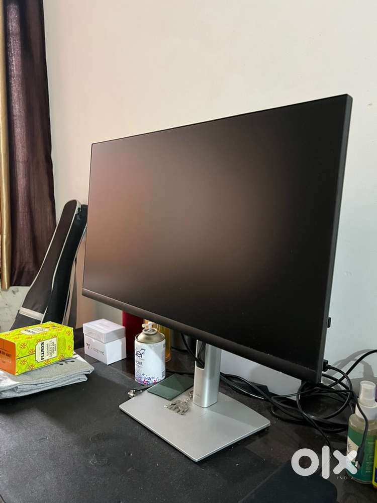 Dell 24 inch Monitor (P2422H) with Dell Keyboard and Mouse