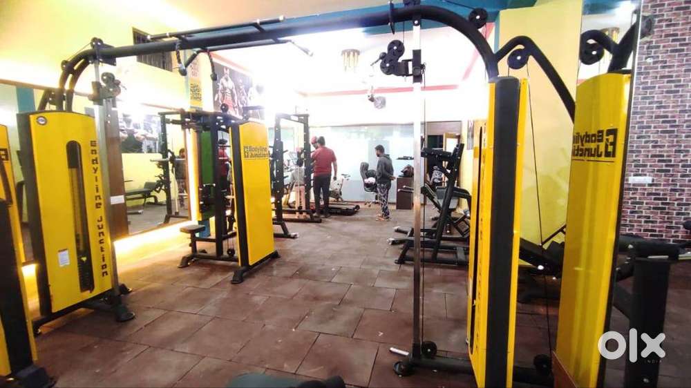 Imported Finish Commercial Gym Setup  Heavy Duty Equipment