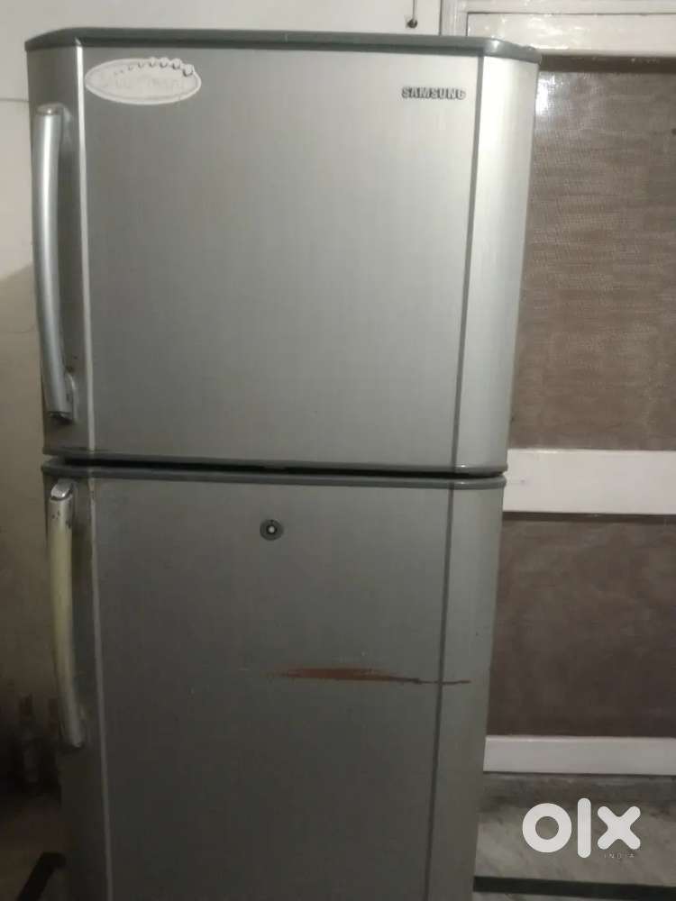 Double door fridge