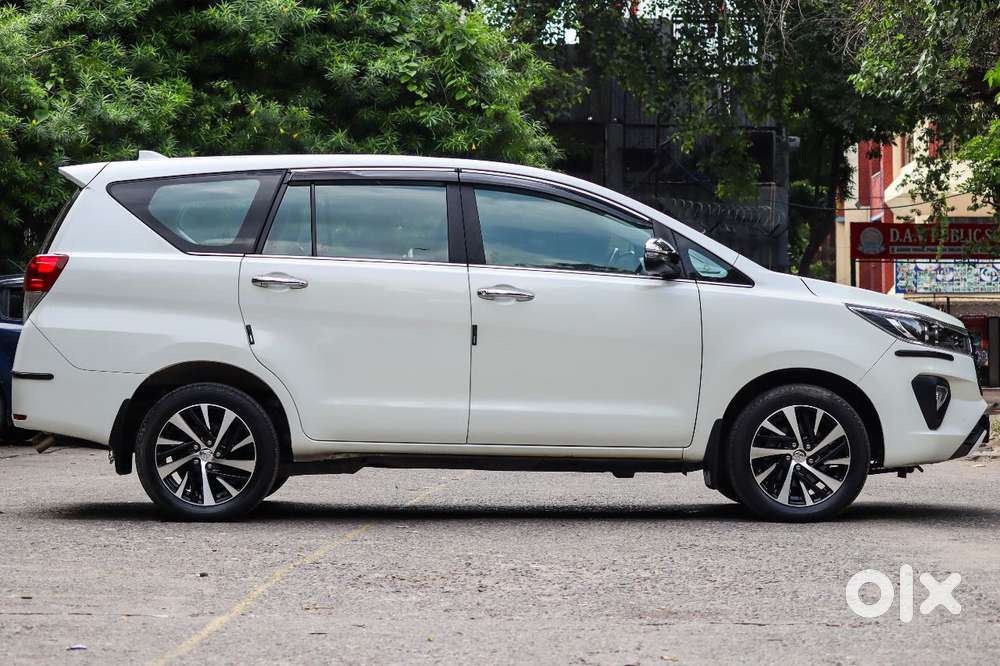 Toyota Innova Crysta [2020-ongoing] 2.4 ZX 7 STR, 2021, Diesel