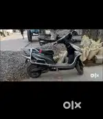 Nij r14 electric scooty