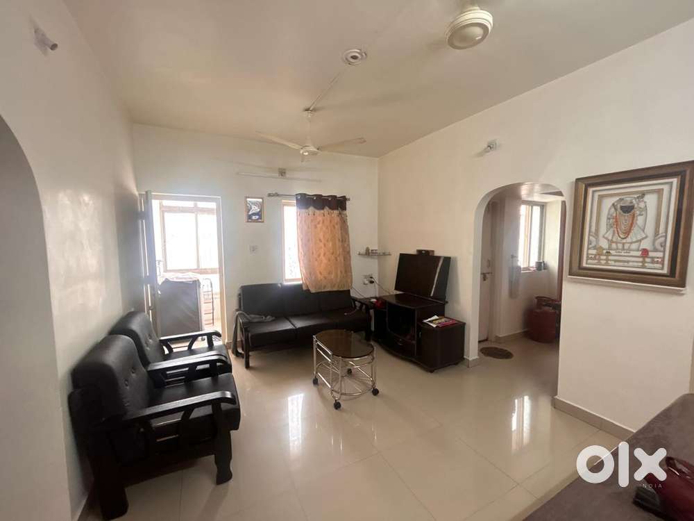 3 bhk fully furnished flat with Tv, Ac, Refrigerator, Sofa etc