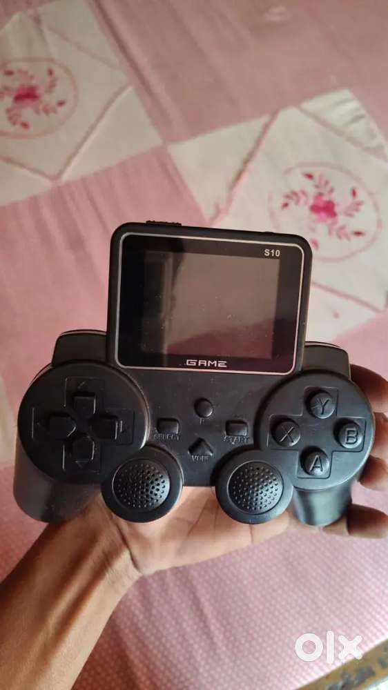 Gaming console