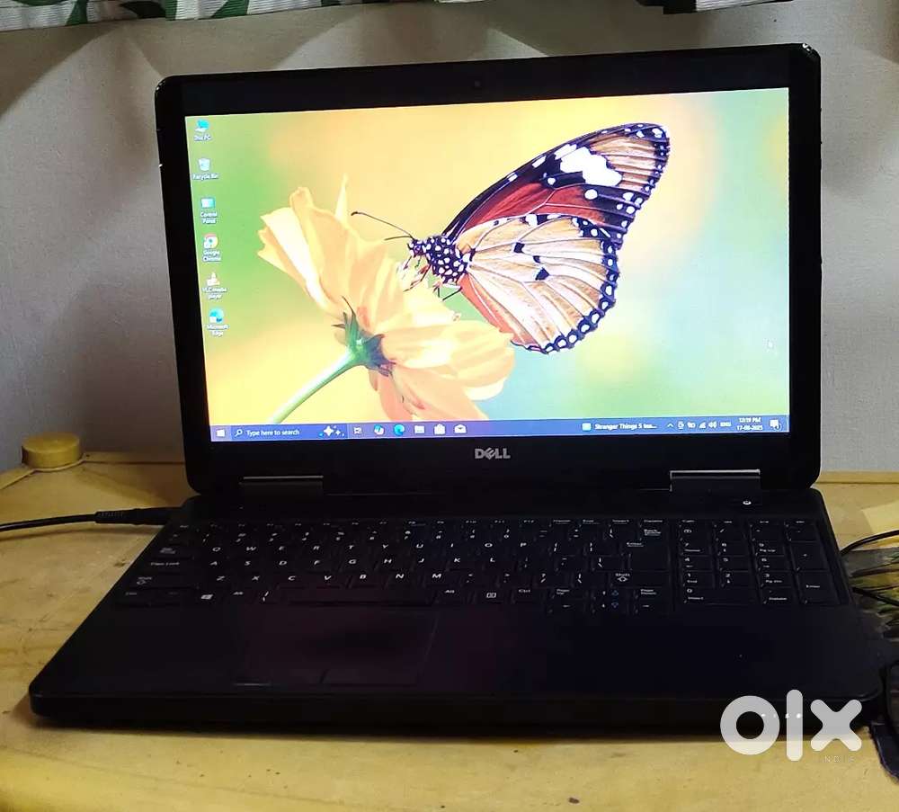 Dell laptop i3 4th generation full condition
