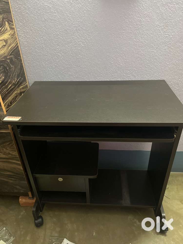 Computer Table