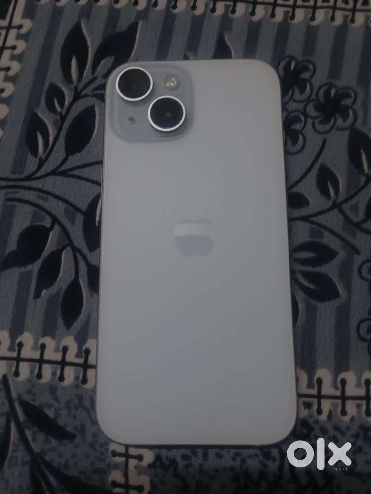 Iphone 15 new condition 1 year old