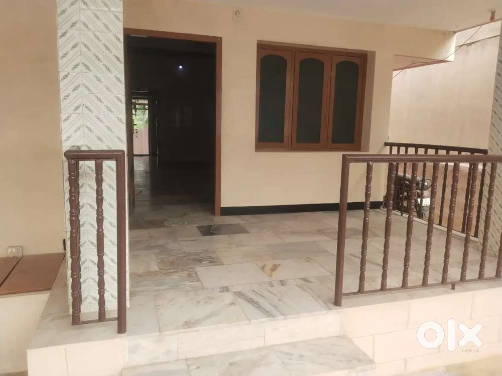 2 Bhk Indipendent House for rent