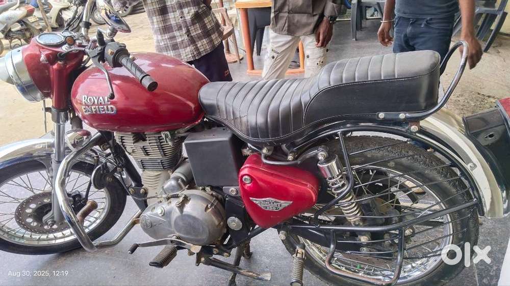 Bullet standard red colour