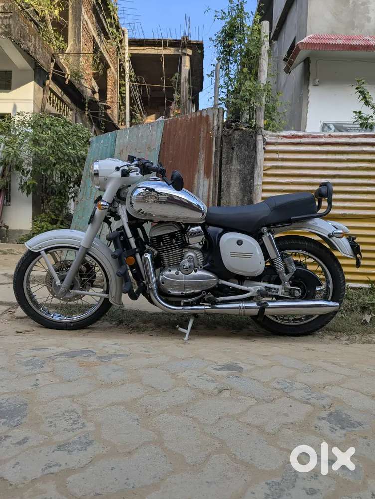 Jawa Classic 300