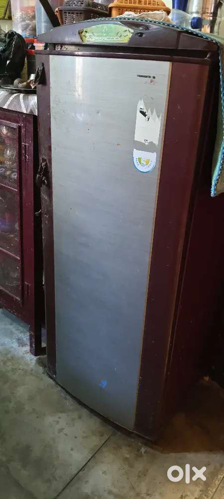 Whirlpool refrigerator
