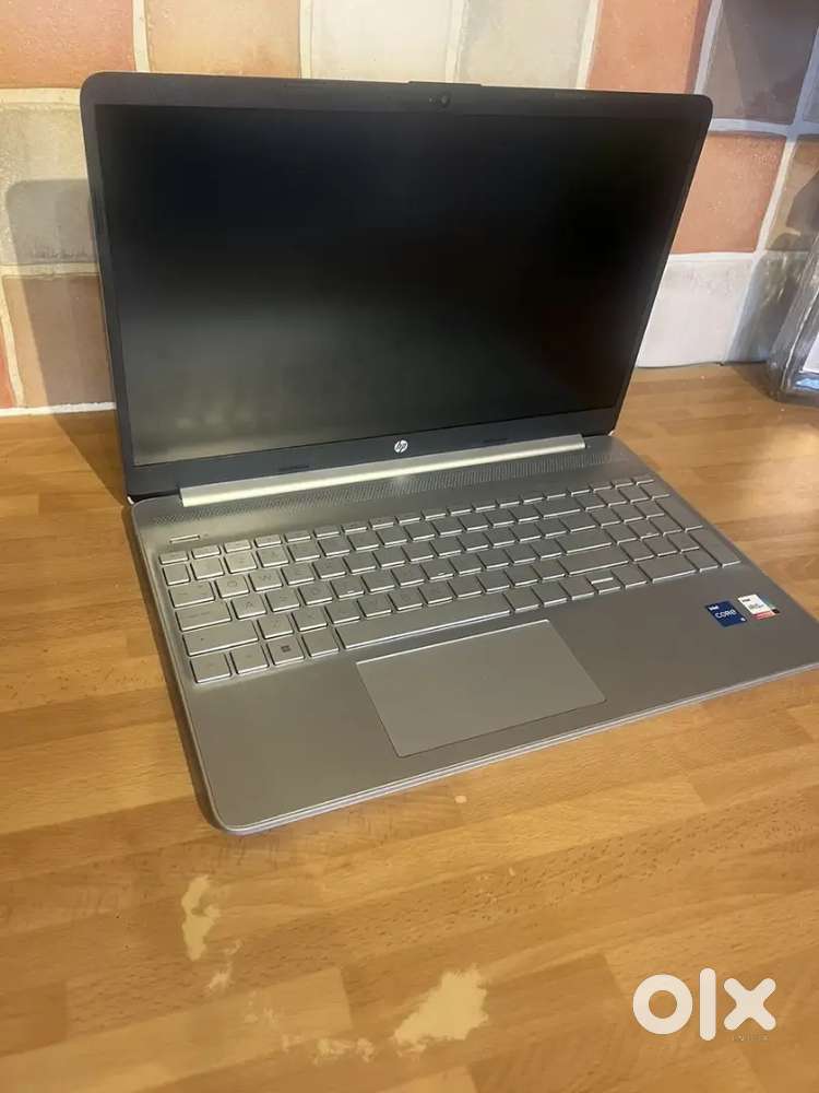 HP- 15s.  i5-1235U  @Urjent sell