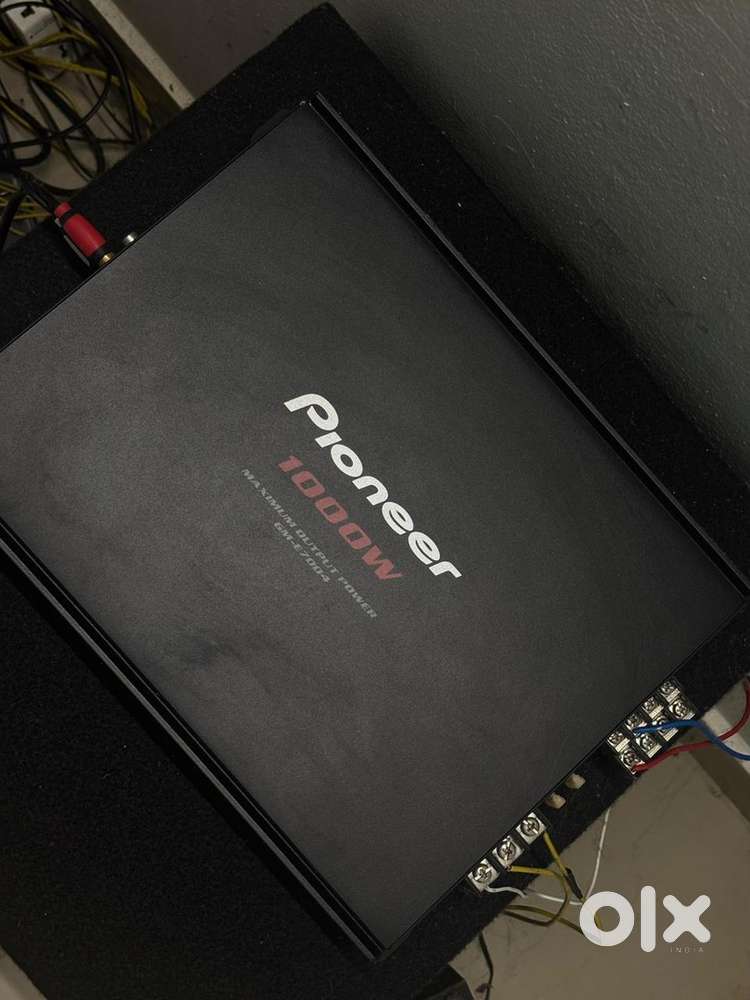 Pioneer GM-E7004 amp Pioneer TS-W1212D4 Original one