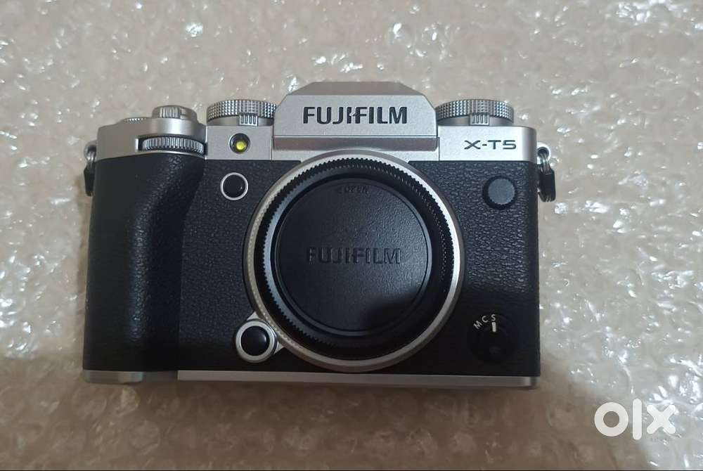 Fujifilm X-T5 camera