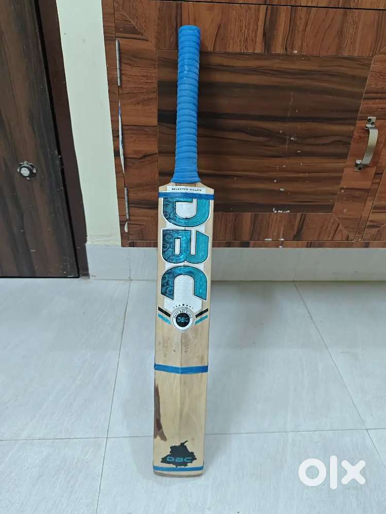 Cosco Cricket Bat Dasta Hendle Araldite close up full ready Hitter Bat