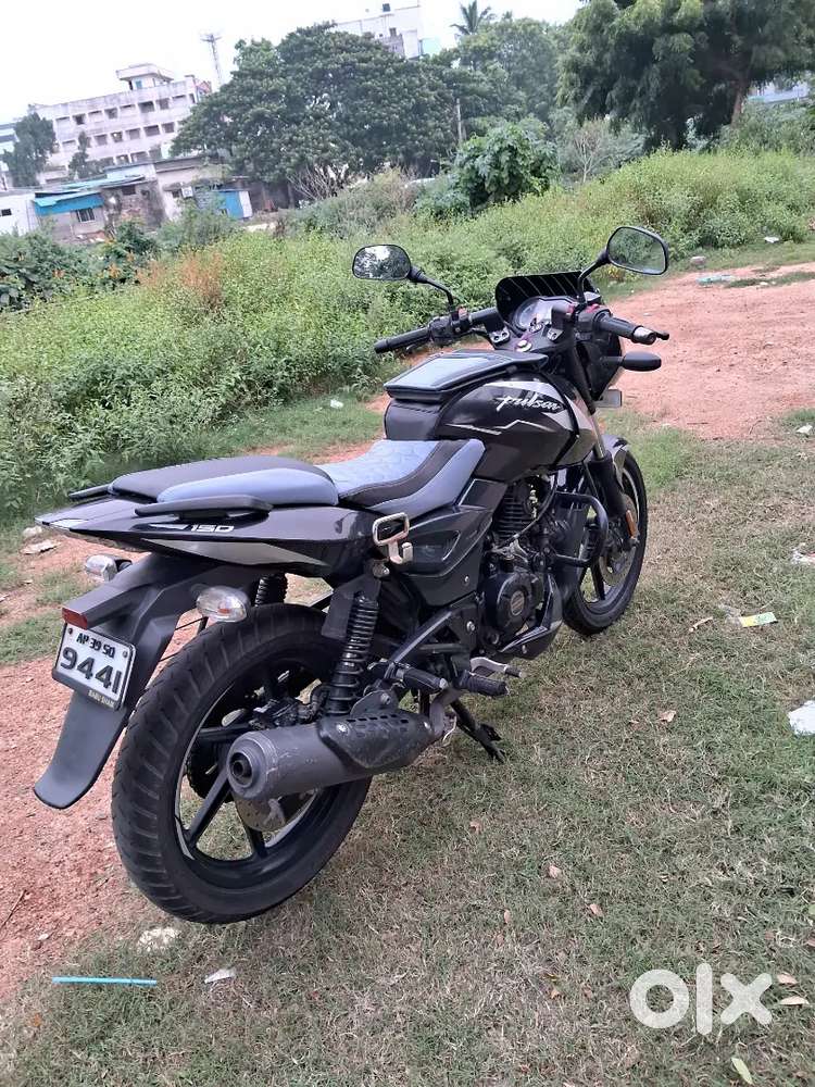 Bajaj pulsar 150cc twin disk