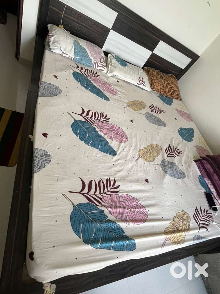 King size bed with mattress, wardrobe,center table,tv rack,sofa,freeze