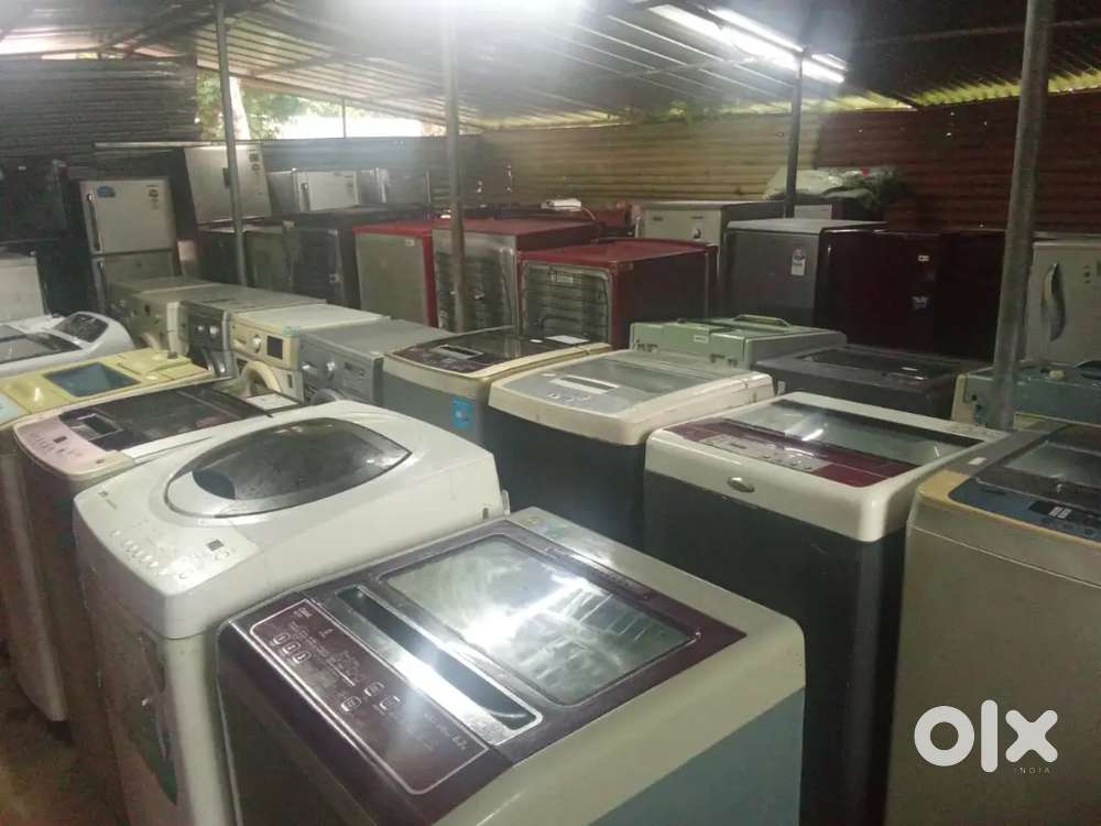 Less used washing machine available at low price