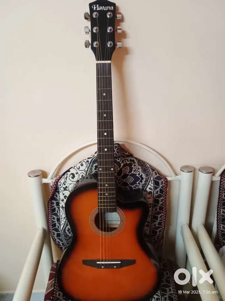 Pure acoustic Guitar for beginners and learners