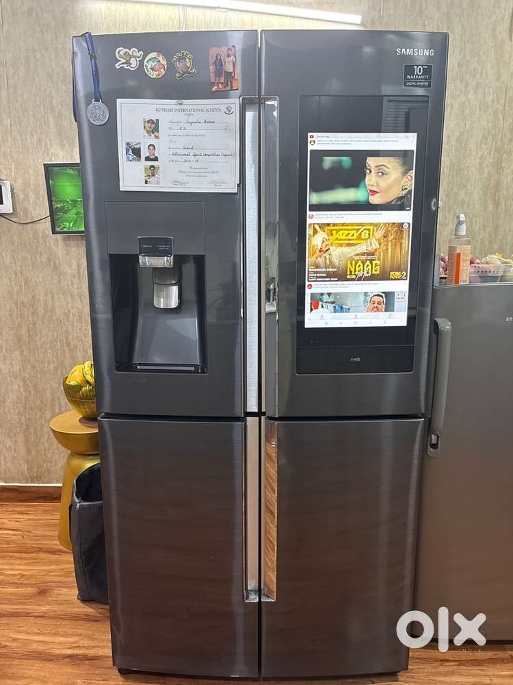 Samsung 810 ltr with screen