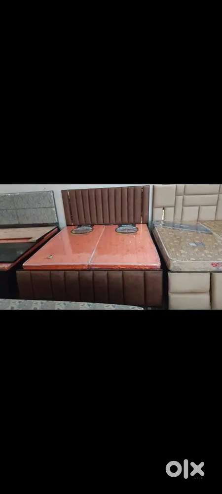 Double bed with box 6*6 fancy