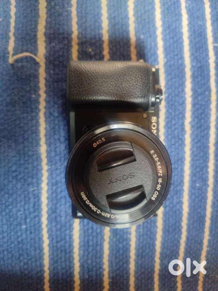 SONY A6100 with kit lens