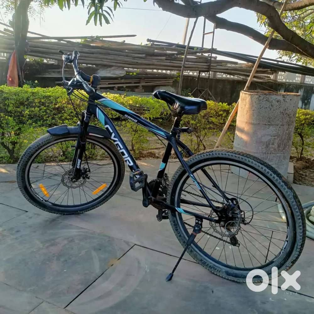 Double side gear system