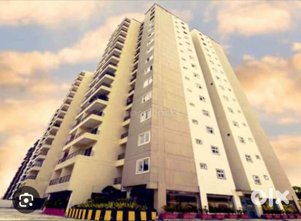3 BHK for sale in bcc heights mohanlalgunj