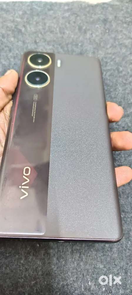 1year 3 mnths old mobile v29e vivo